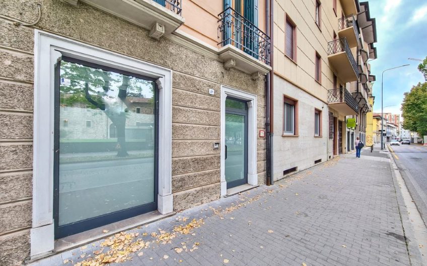 NEGOZIO / UFFICIO IN ZONA CENTRALE